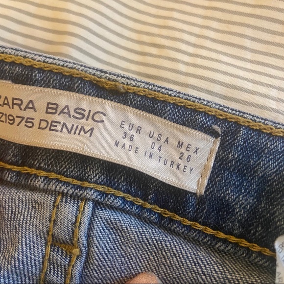 Zara Jeans size 4 (26) - Picture 2 of 3